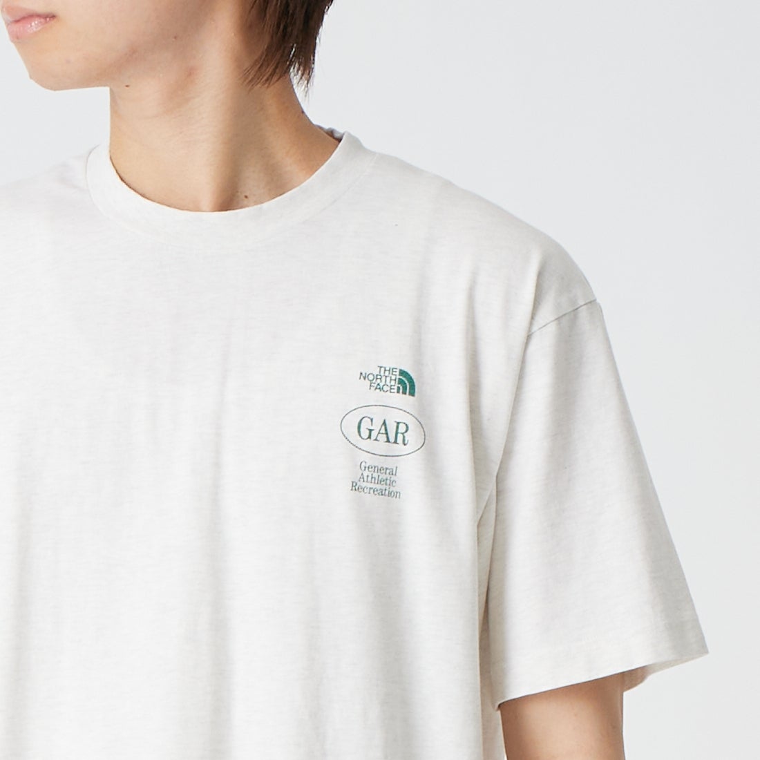 THE NORTH FACE [ザ ノースフェイス] GARスモーラー タイポグラフィックショートスリーブTシャツ [NT32667] WX &&モデル身長：177cm 着用サイズ：M&&