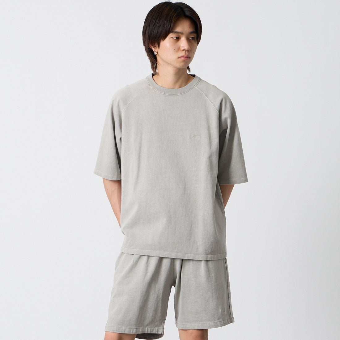 ONEITA [オニータ] ピグメント刺繍Tシャツ [2622-465IN] PIGMENT GR &&モデル身長：177cm 着用サイズ：M&&