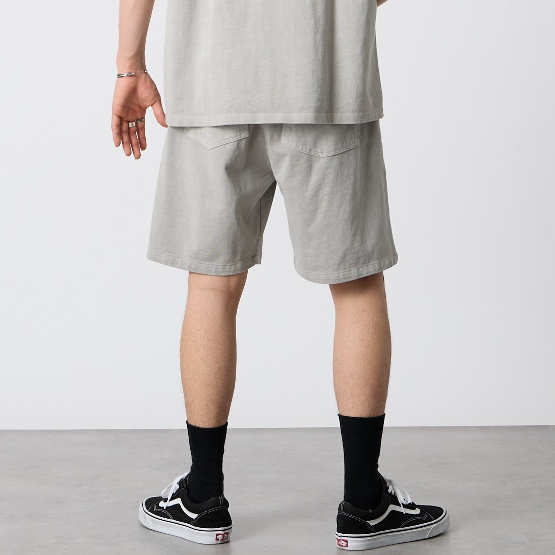 ONEITA [オニータ] ピグメント刺繍ショーツ [2622-466IN] PIGMENT GR &&モデル身長：177cm 着用サイズ：M&&