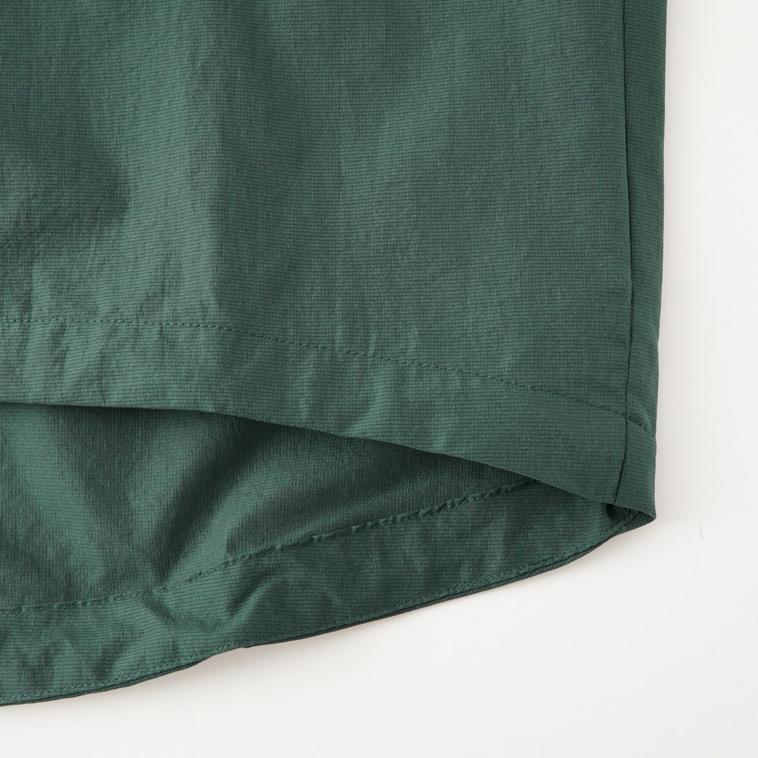 NANGA [ナンガ] ドットエア(R) コンフィー ショートスリーブTシャツ [N2611-1M021B] GRN