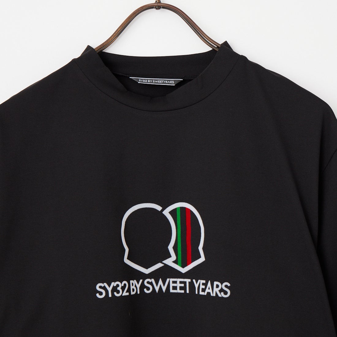 SY32 GOLF [エスワイサーティトゥ ゴルフ] エンブレムモックネックTシャツ [SYG-26S1-38] BLACK