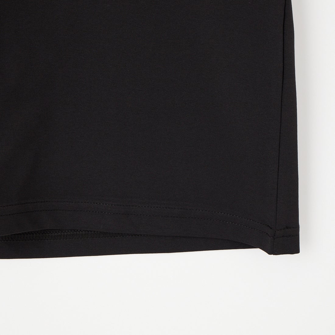 SY32 GOLF [エスワイサーティトゥ ゴルフ] エンブレムモックネックTシャツ [SYG-26S1-38] BLACK