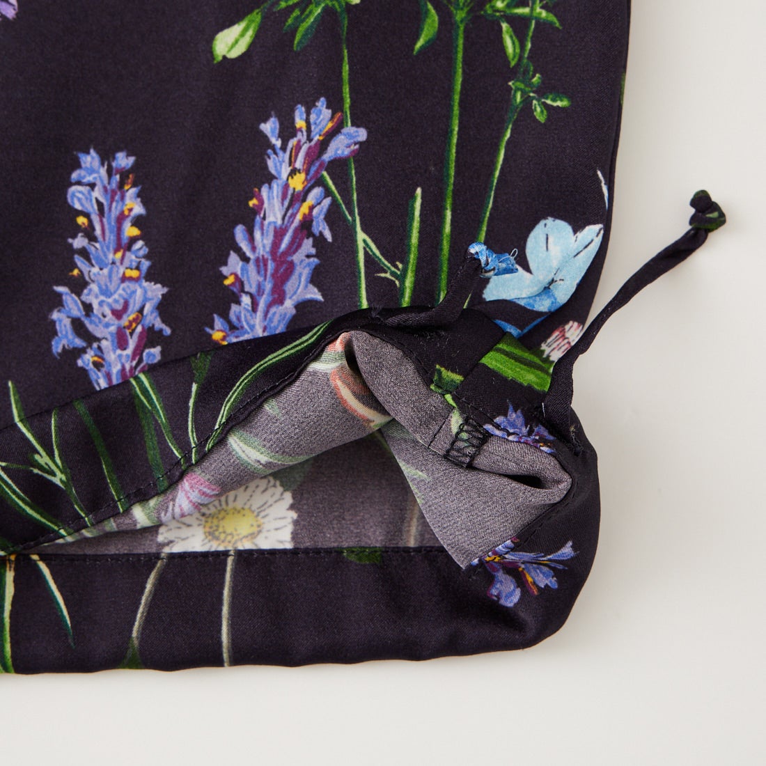 TICCA [ティッカ] フラワープリントパンツ [TBFS-422] NAVY