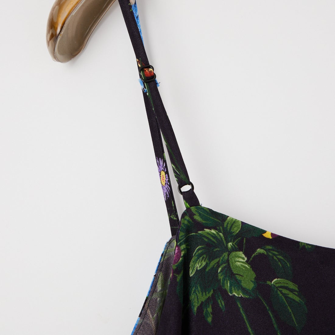 TICCA [ティッカ] 2WAY フラワープリントビスチェ [TBFS-421] NAVY