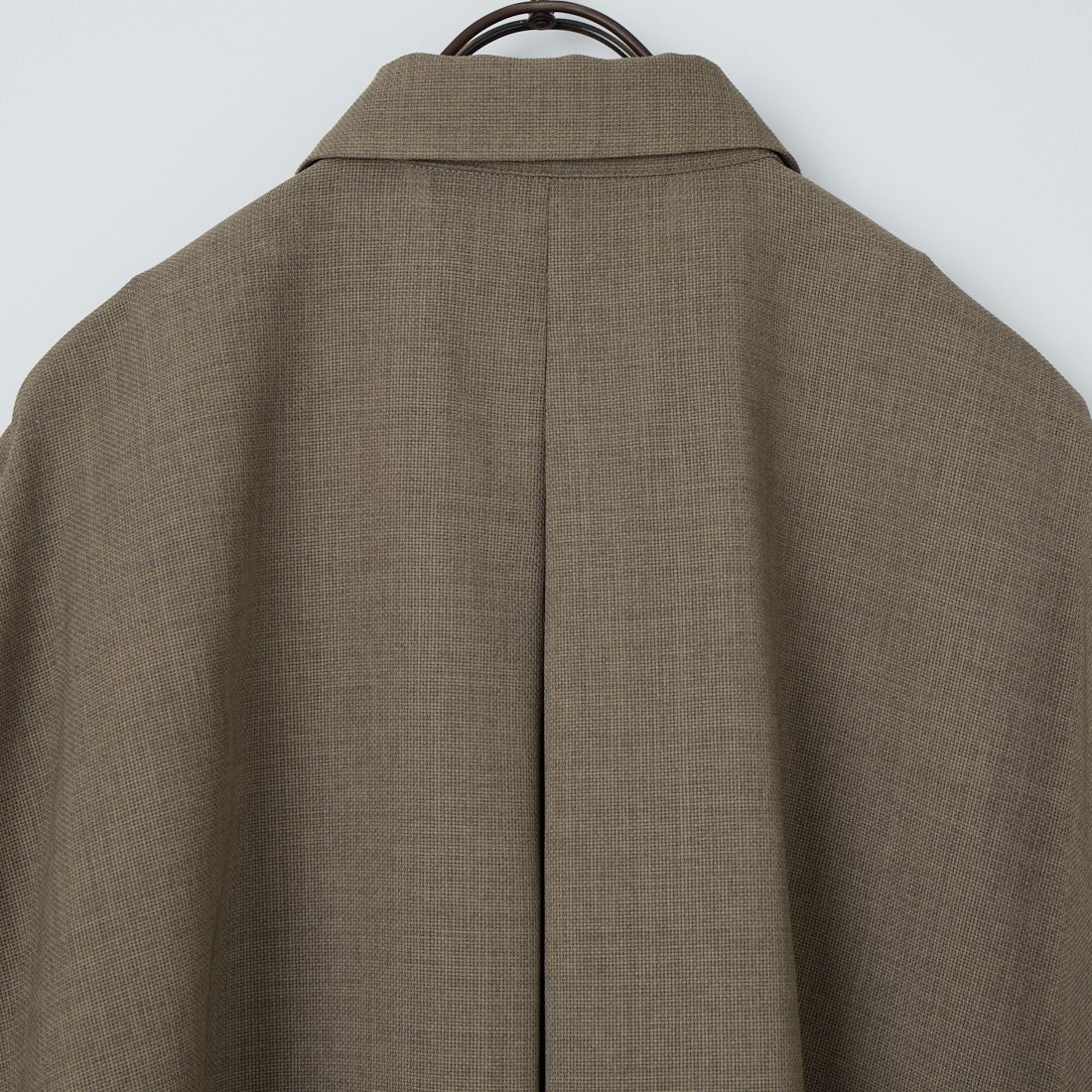 marmors [マルモア] ショルダータックフレアシャツ [0226101030] BEIGE