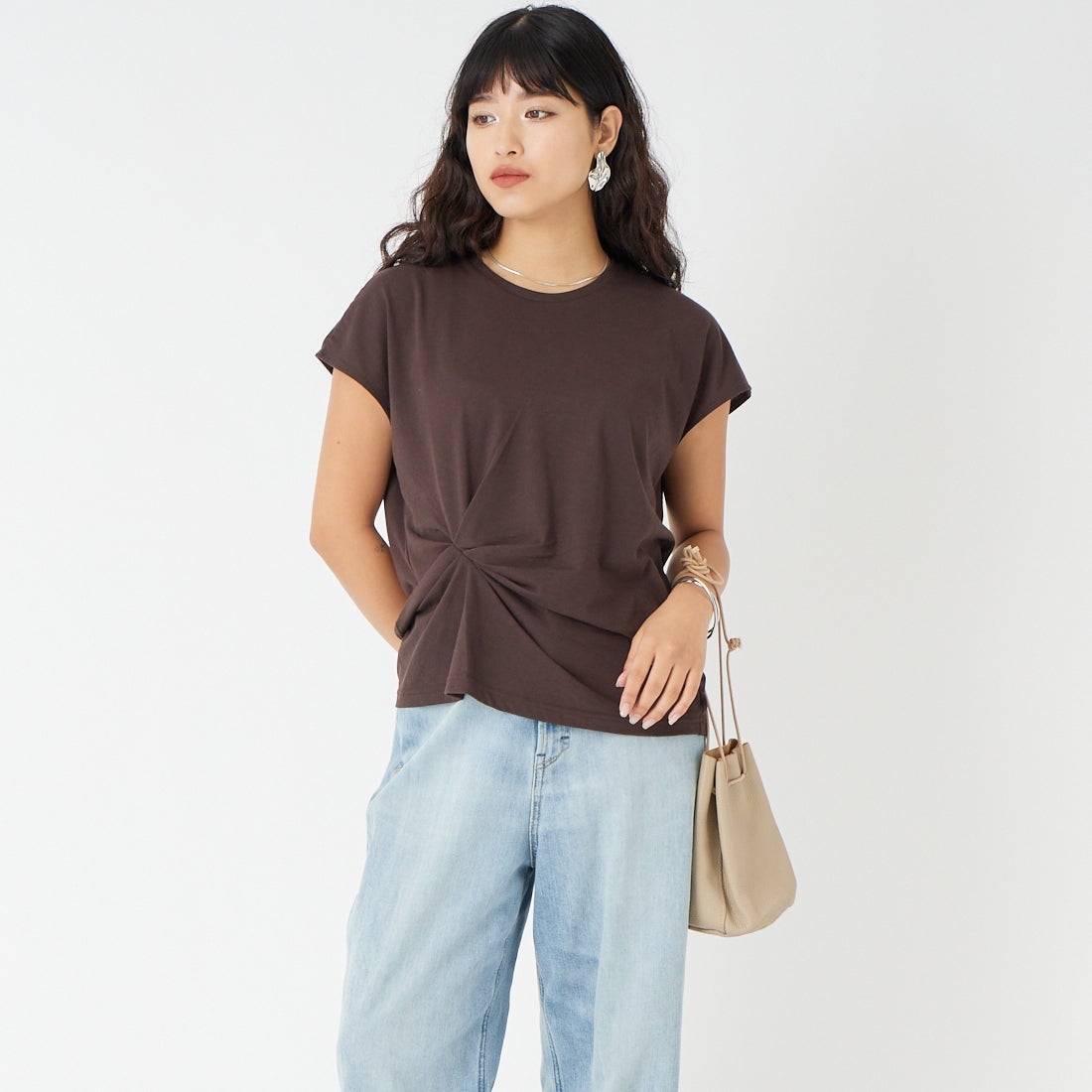 BROWN&&モデル身長：162cm 着用サイズ：36&&