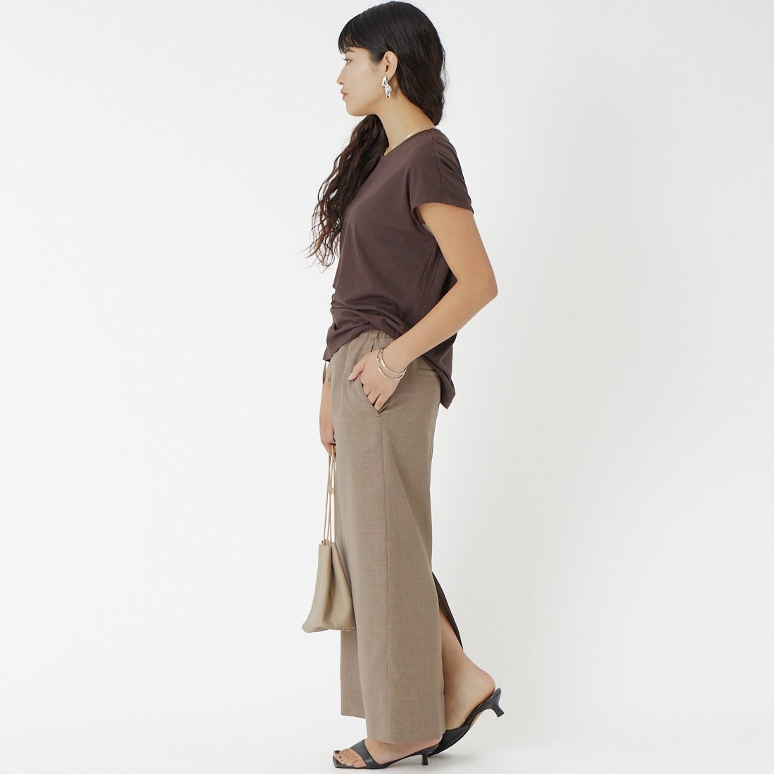 marmors [マルモア] タイトスカート [0226103031] BEIGE &&モデル身長：162cm 着用サイズ：36&&