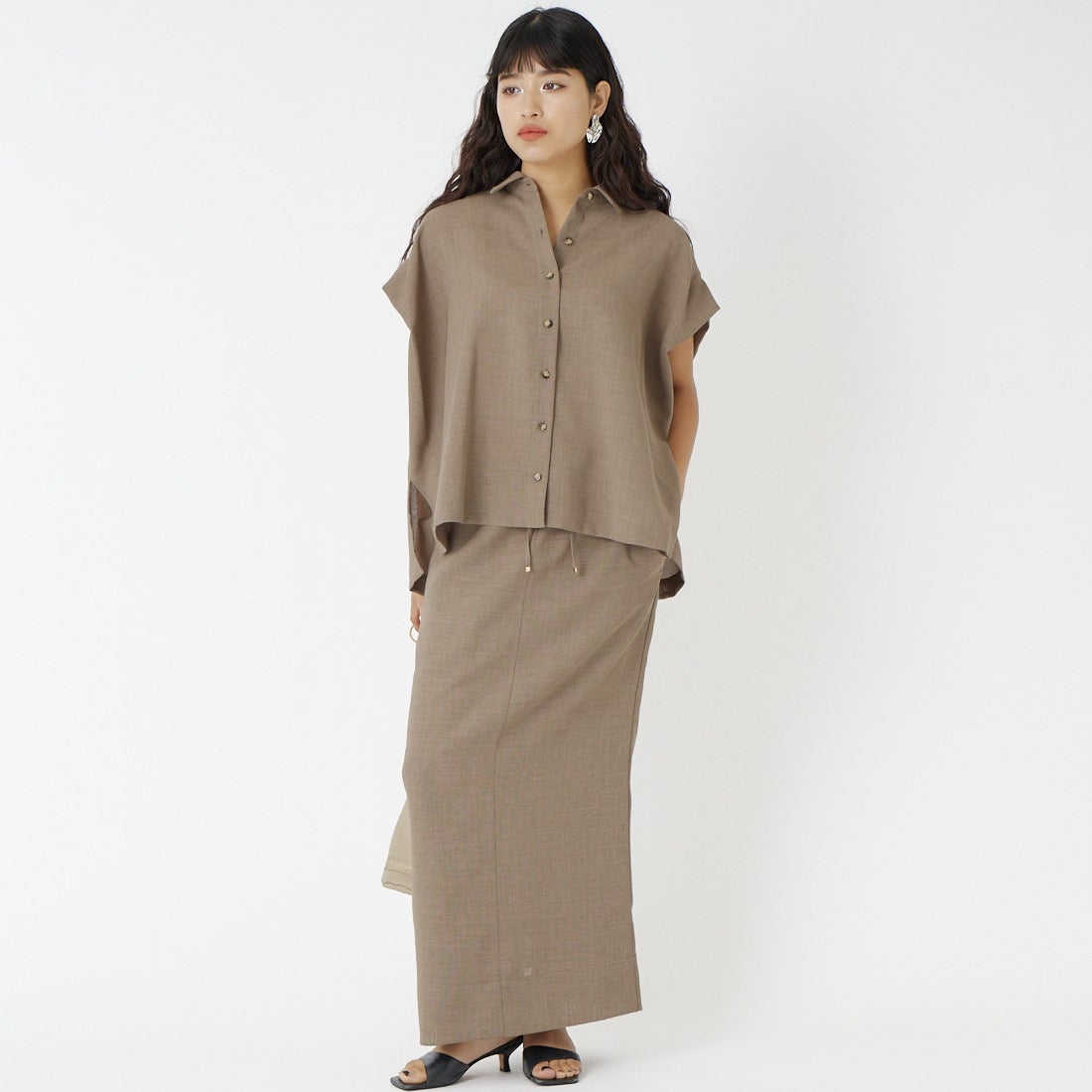 marmors [マルモア] タイトスカート [0226103031] BEIGE &&モデル身長：162cm 着用サイズ：36&&