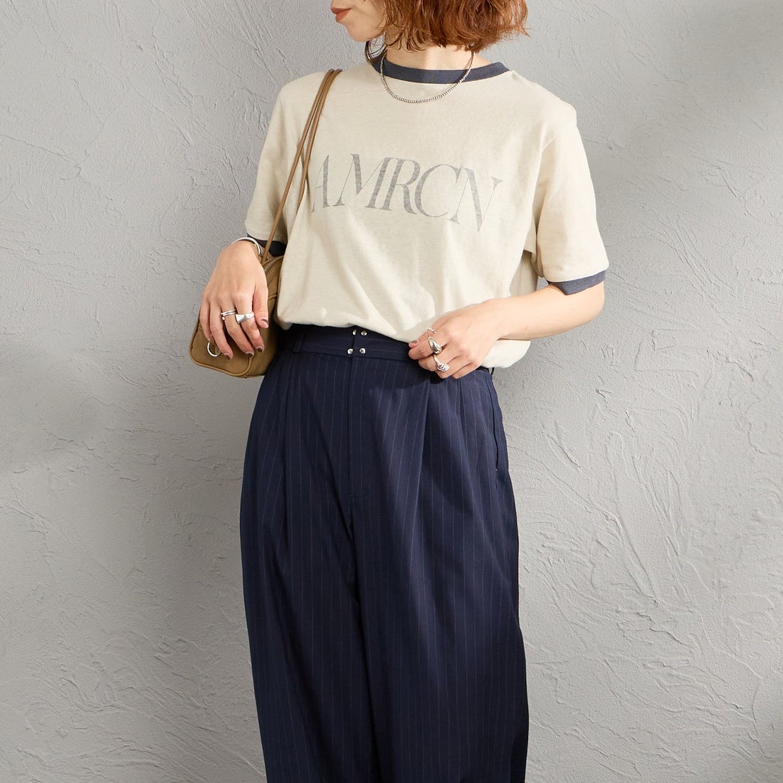 Americana [アメリカーナ] AMRCN クロップドリンガーTシャツ [BRF-M-813A] ﾍﾞｰｼﾞｭ &&モデル身長：158cm 着用サイズ：ONE SIZE&&