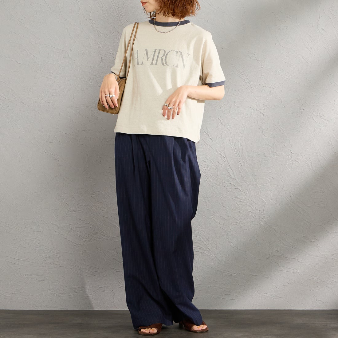 Americana [アメリカーナ] AMRCN クロップドリンガーTシャツ [BRF-M-813A] ﾍﾞｰｼﾞｭ &&モデル身長：158cm 着用サイズ：ONE SIZE&&