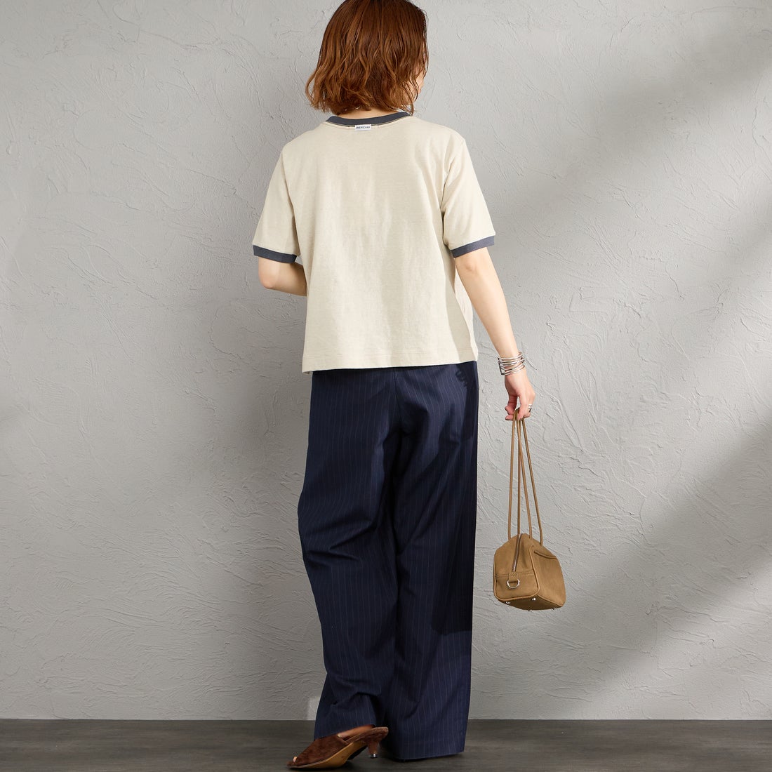 Americana [アメリカーナ] AMRCN クロップドリンガーTシャツ [BRF-M-813A] ﾍﾞｰｼﾞｭ &&モデル身長：158cm 着用サイズ：ONE SIZE&&