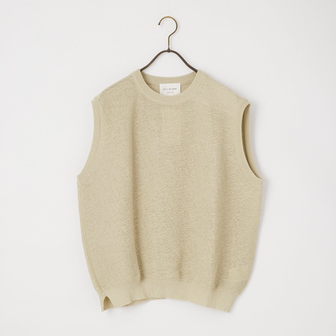 STILL BY HAND スティルバイハンド ベスト ベージュ サイズ:48 STILL BY HAND [スティルバイハンド] ニットベスト [KN01262