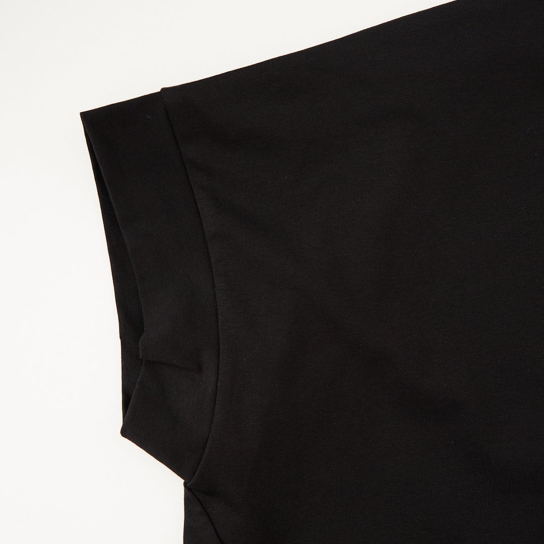 Jf Ready Made [ジェイエフレディメイド] 裾スリットTシャツ [3201104] 801 ﾌﾞﾗｯｸ