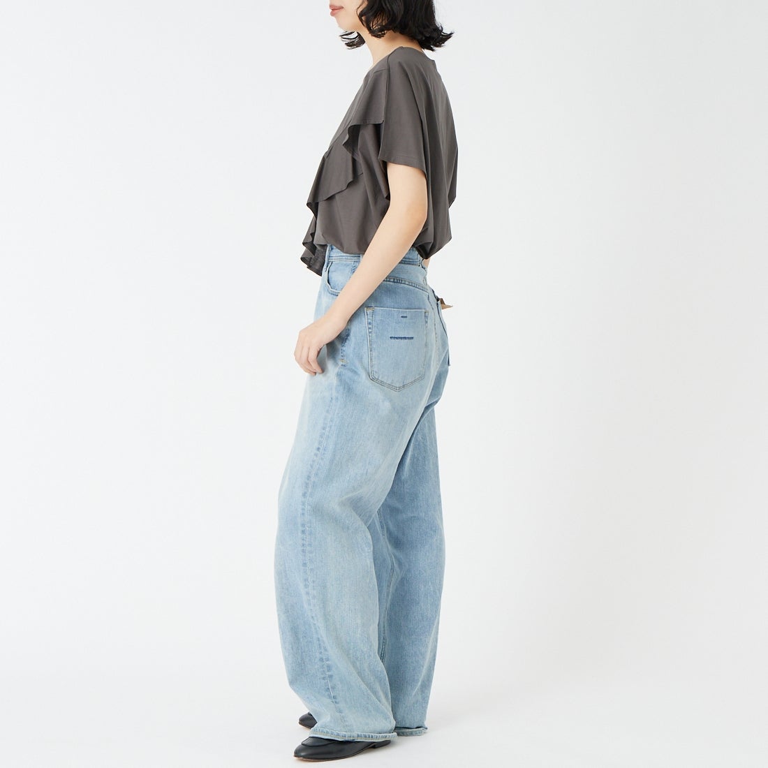 Jf Ready Made [ジェイエフレディメイド] タスキフリルTシャツ [3201108] 802 ﾁｬｺｰﾙ &&モデル身長：162cm 着用サイズ：F&&