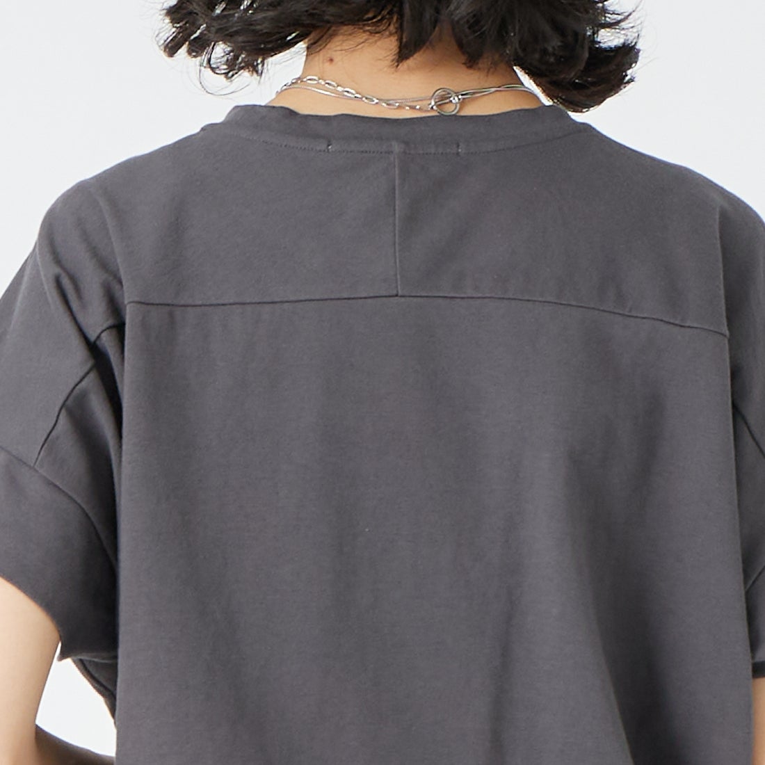 MICA&DEAL [マイカアンドディール] フロッグTシャツ [0126209136] CHARCOAL &&モデル身長：162cm 着用サイズ：F&&
