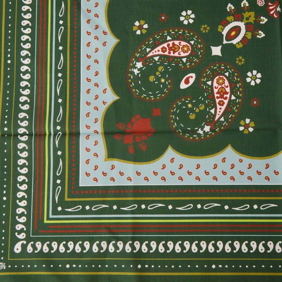 AULENTTI [オウレンティ] ペイズリープリントスカーフ [LA-OK743] 3 DK.GREEN