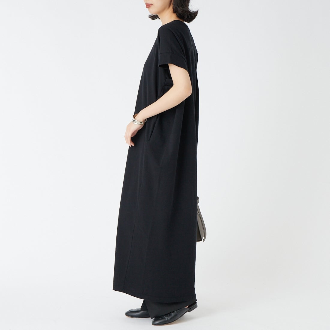 MICA&DEAL [マイカアンドディール] フロッグマキシ丈ワンピース [0126204137] BLACK &&モデル身長：162cm 着用サイズ：F&&