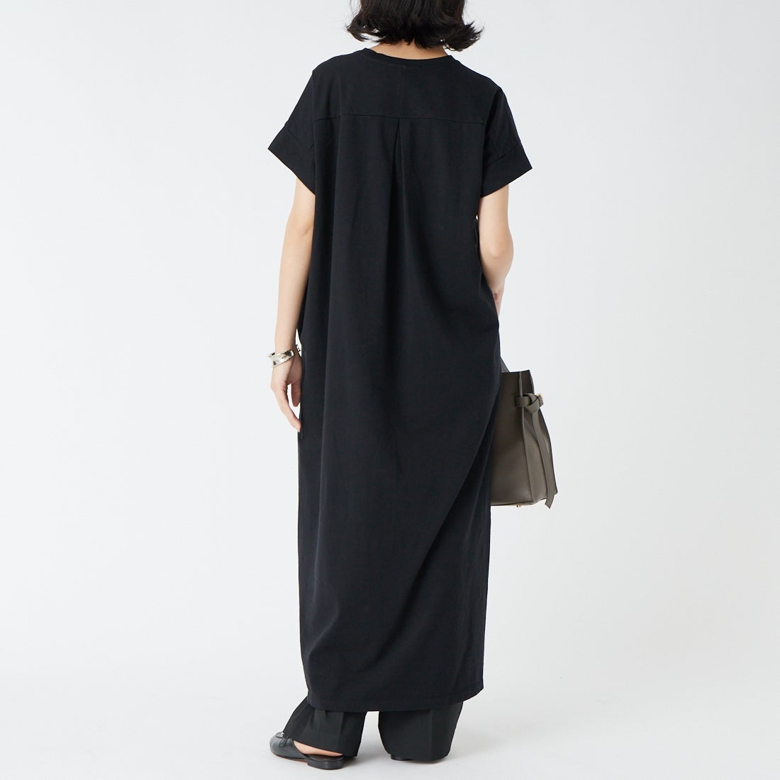 MICA&DEAL [マイカアンドディール] フロッグマキシ丈ワンピース [0126204137] BLACK &&モデル身長：162cm 着用サイズ：F&&