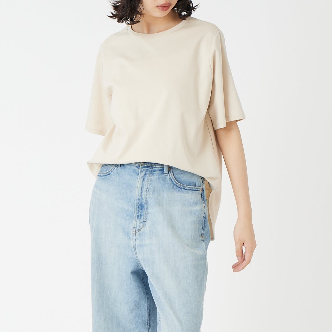 Jeans FactoJeans Factory Clothes [ジーンズファクトリークローズ] 接触冷感ポンチラウンドヘムTシャツ [21267073] 033 ﾍﾞｰｼﾞｭ &&モデル身長：162cm 着用サイズ：F&&ry Clothes [ジーンズファクトリークローズ] 接触冷感ポンチラウンドヘムTシャツ [21267073] 033 ﾍﾞｰｼﾞｭ