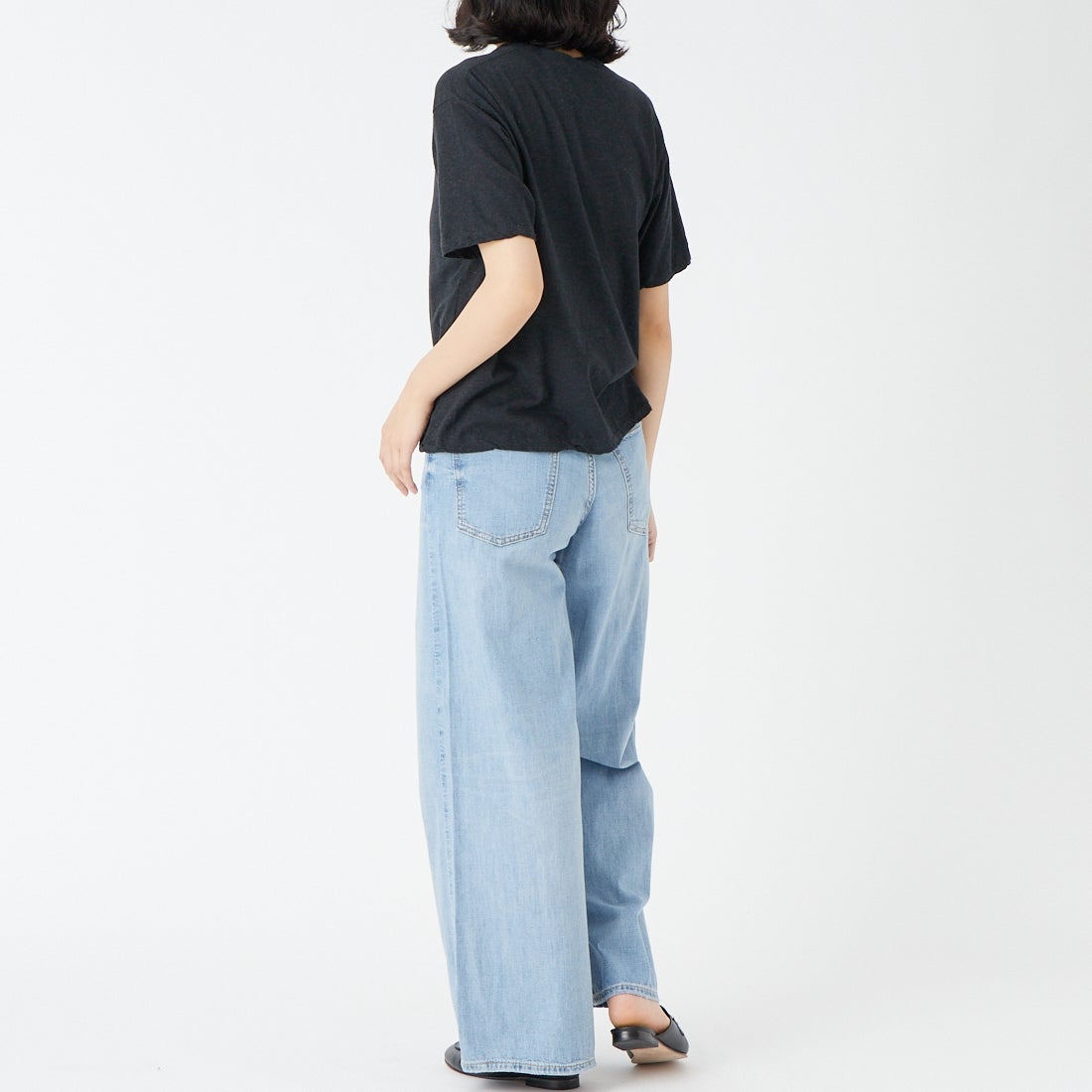 TICCA [ティッカ] Radio velvet ショートスリーブTシャツ [TBFS-495] CHARCOAL &&モデル身長：162cm 着用サイズ：F&&