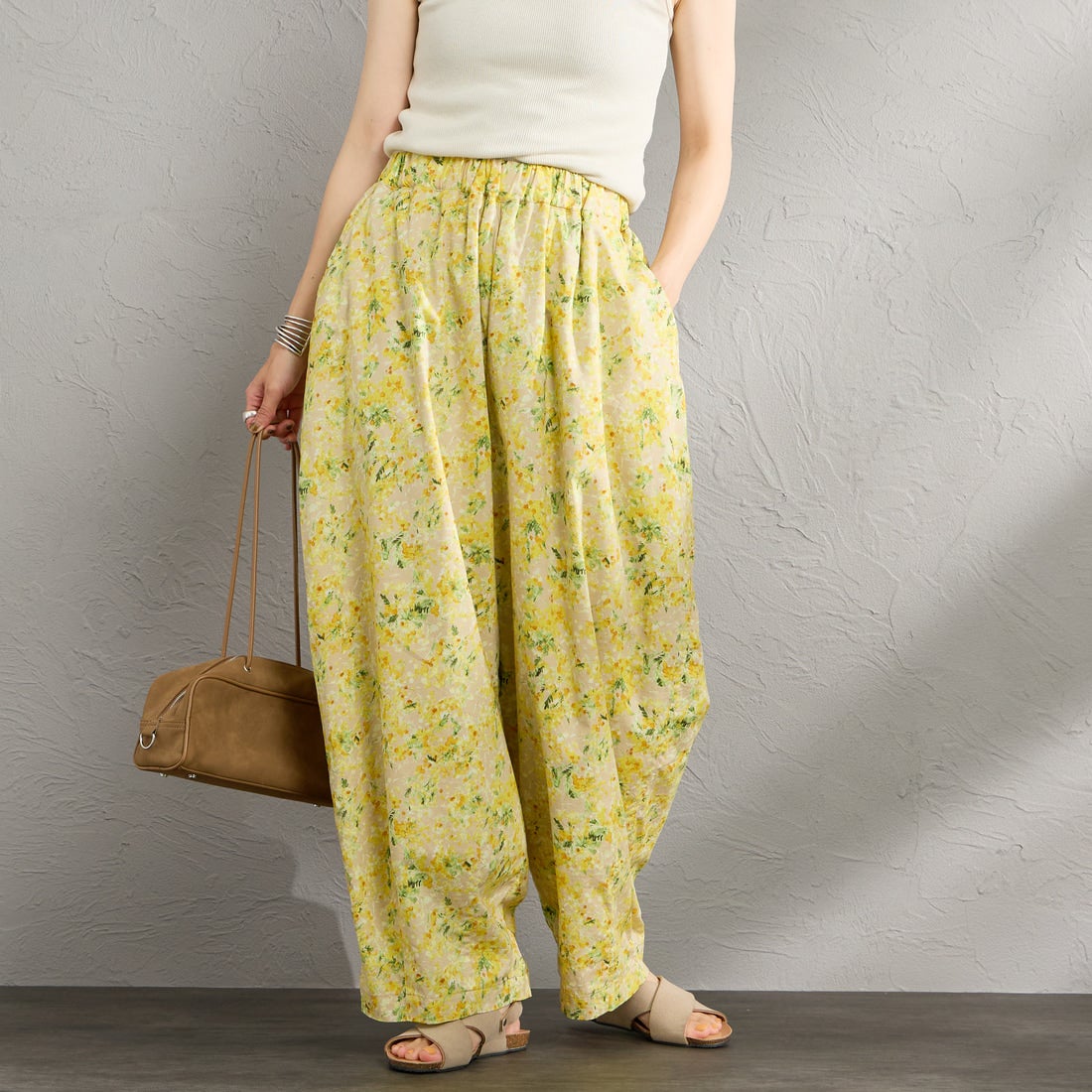 32 BEIGE&&モデル身長：158cm 着用サイズ：1&&