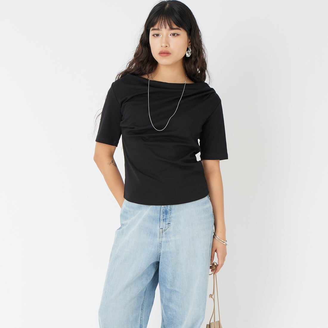 Jeans Factory Clothes [ジーンズファクトリークローズ] 2WAYドレープネックTシャツ [26010500] ﾌﾞﾗｯｸ &&モデル身長：162cm 着用サイズ：F&&