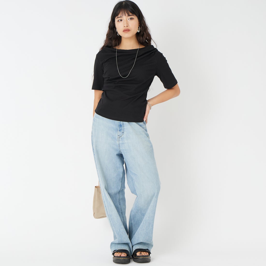 Jeans Factory Clothes [ジーンズファクトリークローズ] 2WAYドレープネックTシャツ [26010500] ﾌﾞﾗｯｸ &&モデル身長：162cm 着用サイズ：F&&