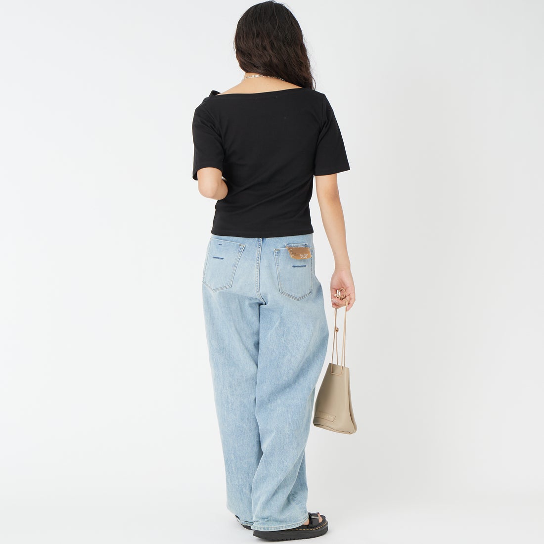 Jeans Factory Clothes [ジーンズファクトリークローズ] 2WAYドレープネックTシャツ [26010500] ﾌﾞﾗｯｸ &&モデル身長：162cm 着用サイズ：F&&