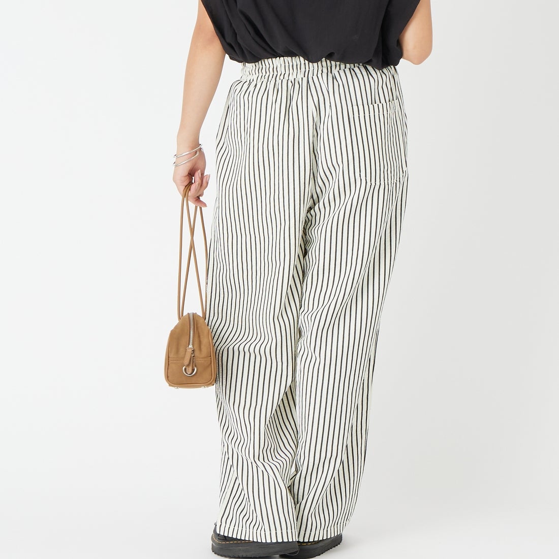 Noir Fabrik [ヌワールファブリック] リラックスイージーパンツ [IN25-PT-6] BLK ST &&モデル身長：162cm 着用サイズ：S&&