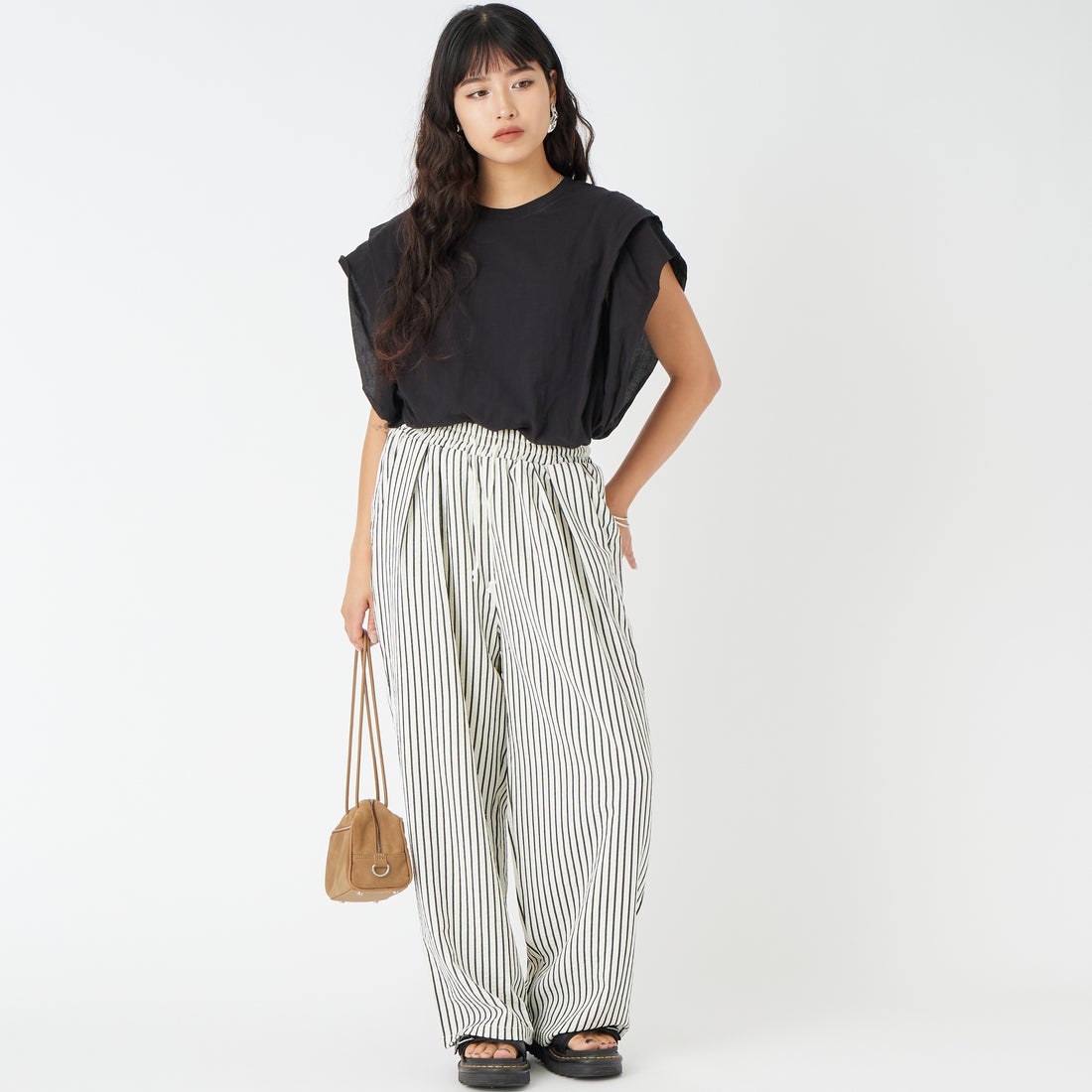 Noir Fabrik [ヌワールファブリック] リラックスイージーパンツ [IN25-PT-6] BLK ST &&モデル身長：162cm 着用サイズ：S&&