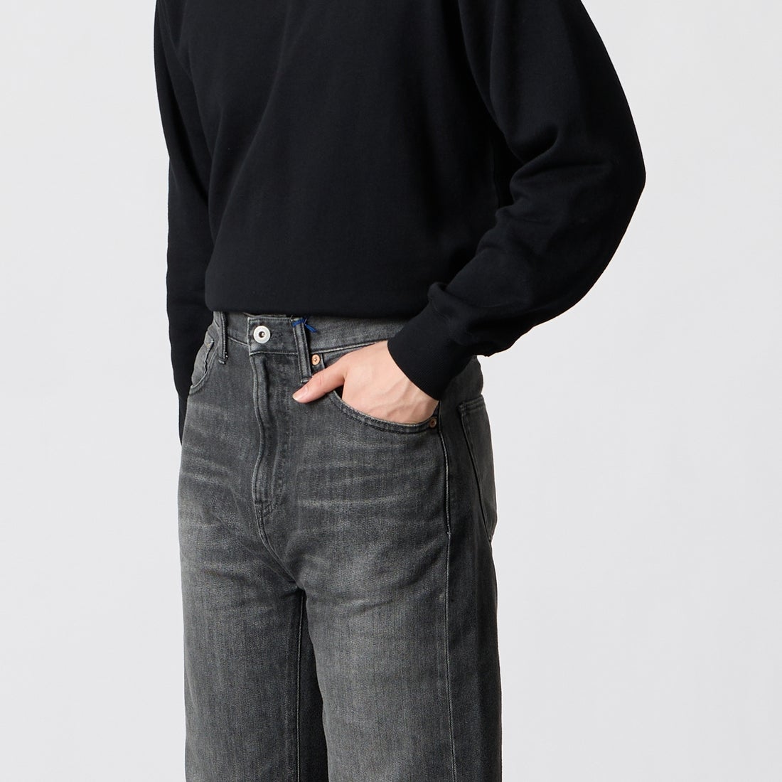 Japan Blue Jeans. [ジャパンブルージーンズ] ライトワイドジーンズ [JMJA0301] B01 &&モデル身長：177cm 着用サイズ：28&&