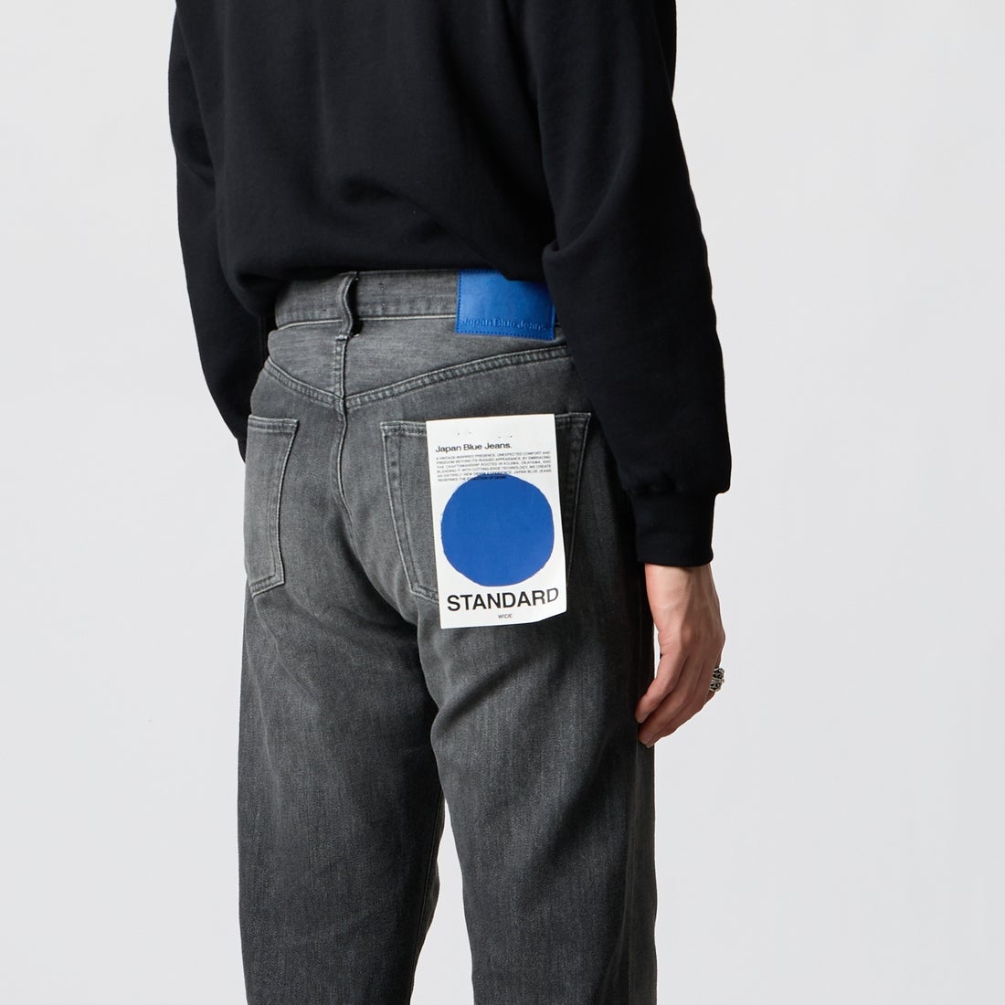 Japan Blue Jeans. [ジャパンブルージーンズ] ライトワイドジーンズ [JMJA0301] B01 &&モデル身長：177cm 着用サイズ：28&&