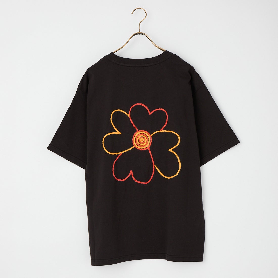 ChahChah [チャーチャー] フラワー刺繍ショートスリーブTシャツ [CC-26SS-C01] BLACK