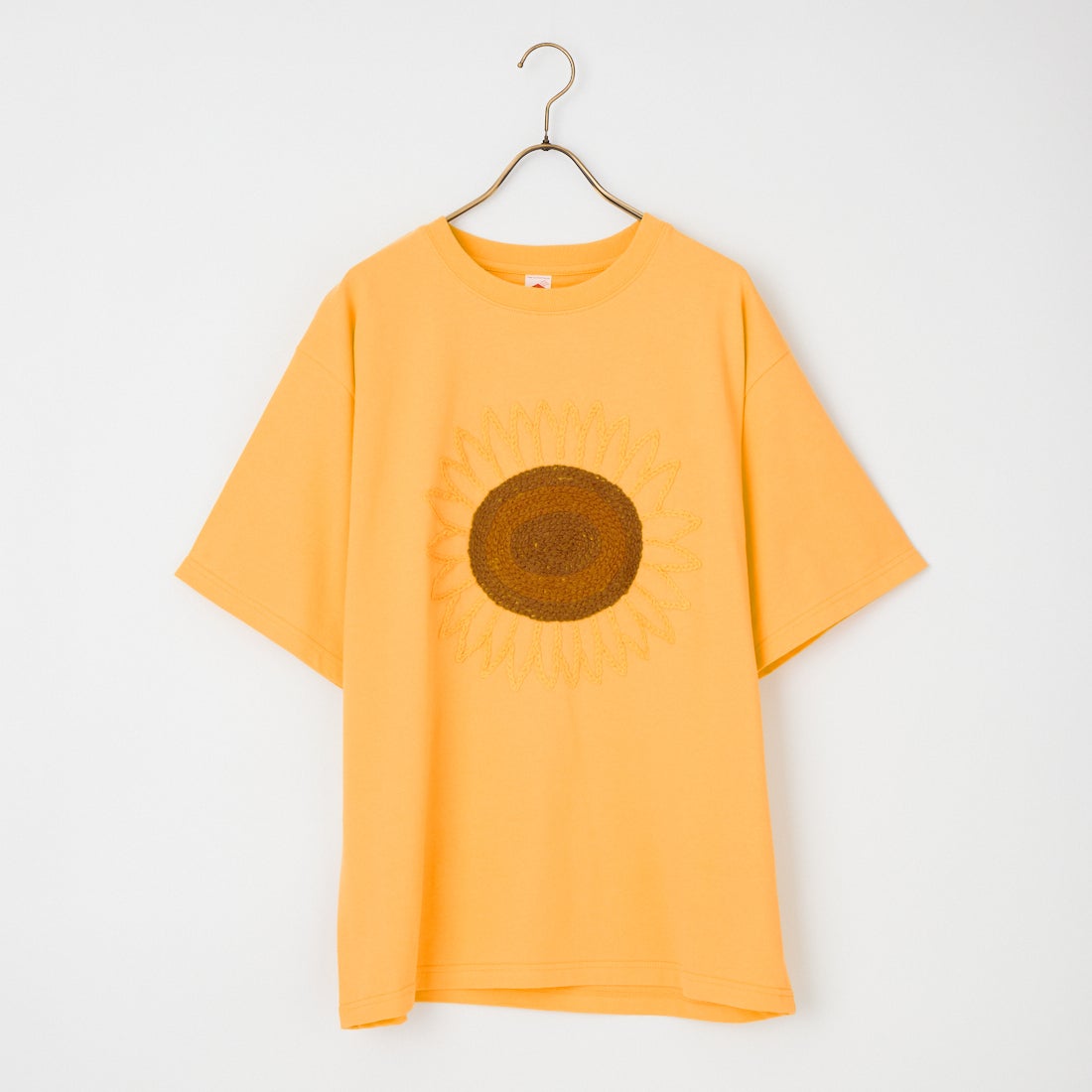 ChahChah [チャーチャー] サンフラワー刺繍ショートスリーブTシャツ