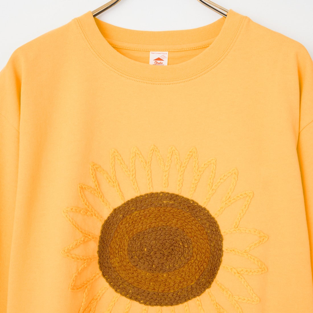 ChahChah [チャーチャー] サンフラワー刺繍ショートスリーブTシャツ [CC-26SS-C02] YELLOW