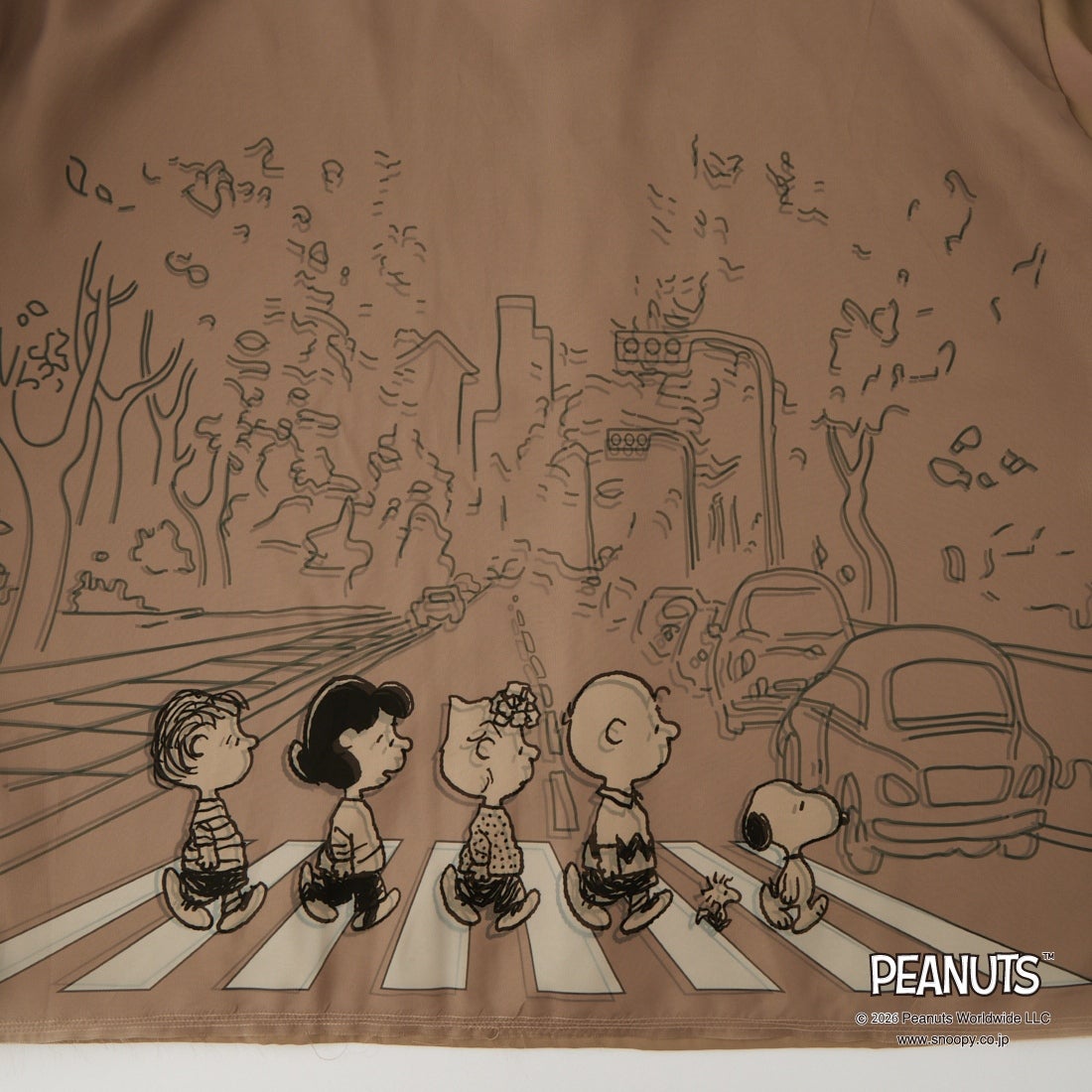 TRIPPY MIKIO ART [トリッピーミキオアート] SNOOPY ABBEY ROAD ショートスリーブシャツ [TR-100] BROWN