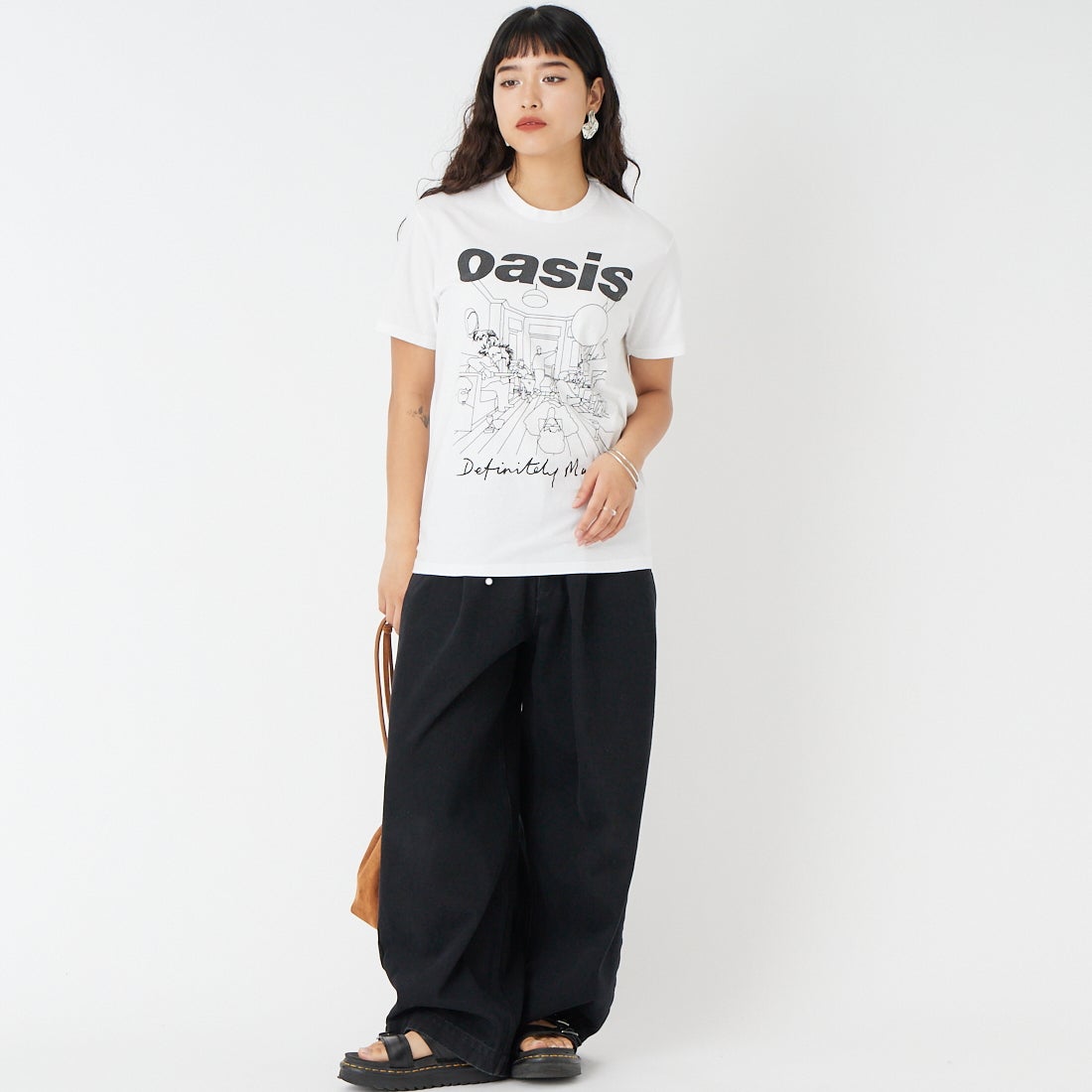 THRIFTY LOOK [スリフティールック] Oasis プリントTシャツ [TL24S093] WHITE &&モデル身長：162cm 着用サイズ：M&&