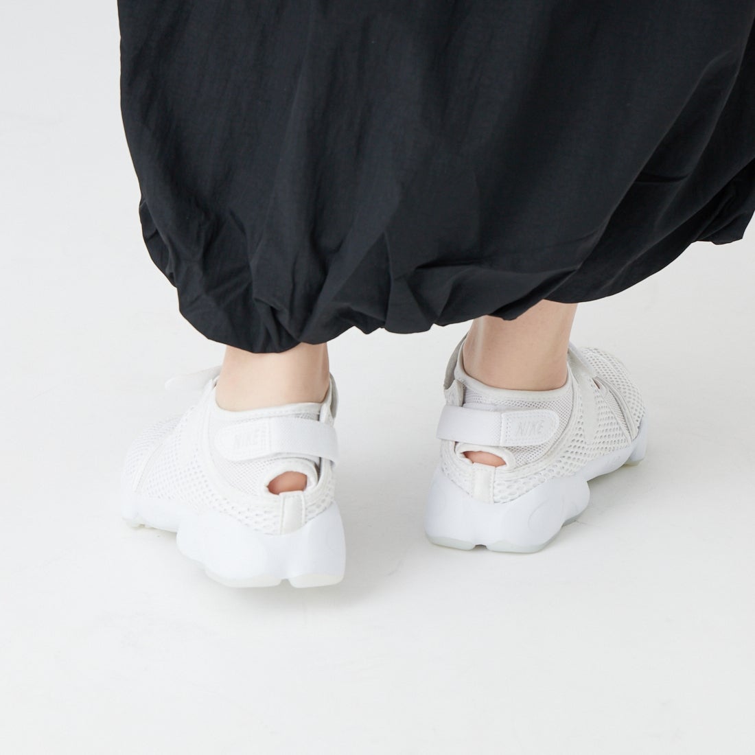 NIKE [ナイキ] エアリフト ブリーズ [848386] 100 ﾎﾜｲﾄ