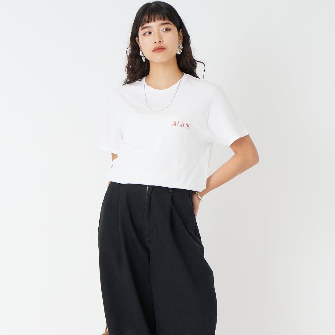 JERZEES [ジャージーズ] チェシャ猫 ショートスリーブTシャツ [JZ26S007] WHITE &&モデル身長：162cm 着用サイズ：M&&