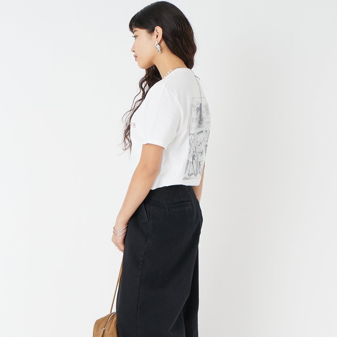 JERZEES [ジャージーズ] チェシャ猫 ショートスリーブTシャツ [JZ26S007] WHITE &&モデル身長：162cm 着用サイズ：M&&