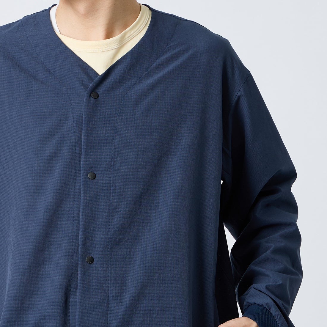 NANGA [ナンガ] ドットエア(R) コンフィーカーディガン [N2500-1T302A] NVY &&モデル身長：168cm 着用サイズ：M&&