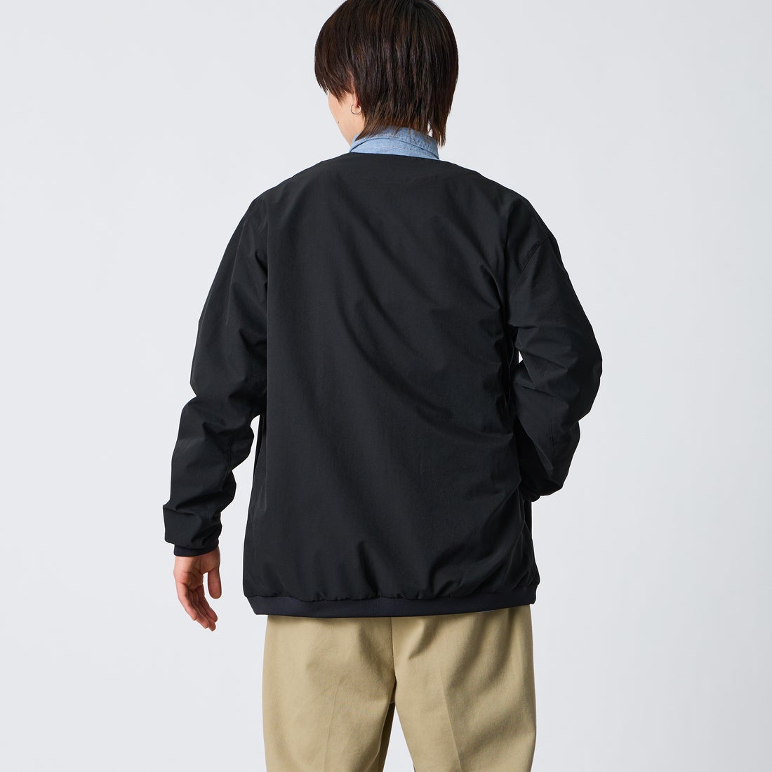 NANGA [ナンガ] ドットエア(R) コンフィーカーディガン [N2500-1T302A] P.BLK &&モデル身長：177cm 着用サイズ：L&&