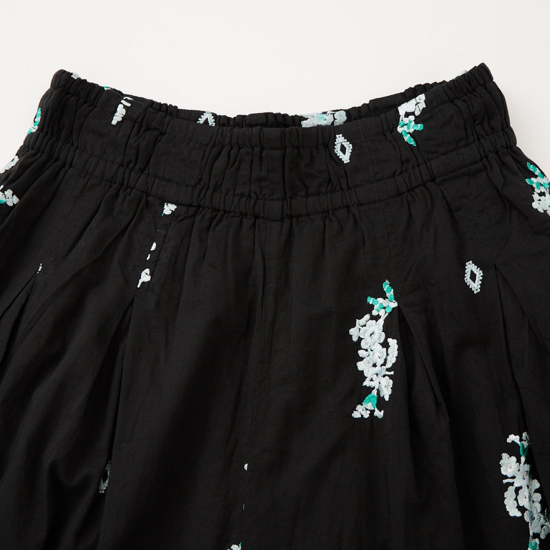 ne Quittez pas [ヌキテパ] ジャスミン刺繍 コットンボイルギャザーパンツ [010661WT3] 09 BLACK