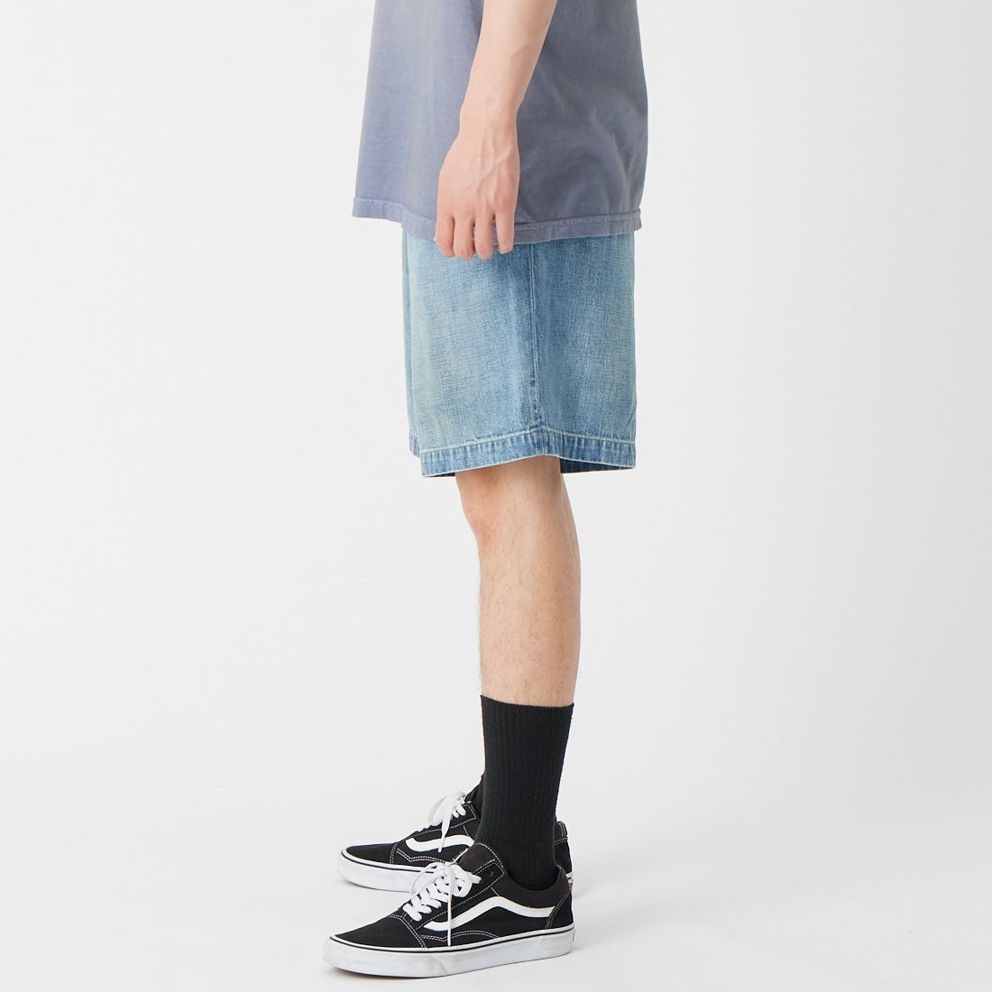 BOW WOW [バウワウ] US ARMY エイジドデニムショーツ [BW261-UADS] INDIGO &&モデル身長：177cm 着用サイズ：M&&