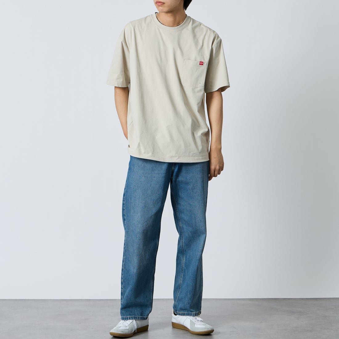 MANHATTAN PORTAGE [マンハッタンポーテージ] ﾒｯｼｭ切替ｸﾙｰﾈｯｸTｼｬﾂ [26SSMP-IN80-JF] L.BEIGE &&モデル身長：179cm 着用サイズ：XL&&