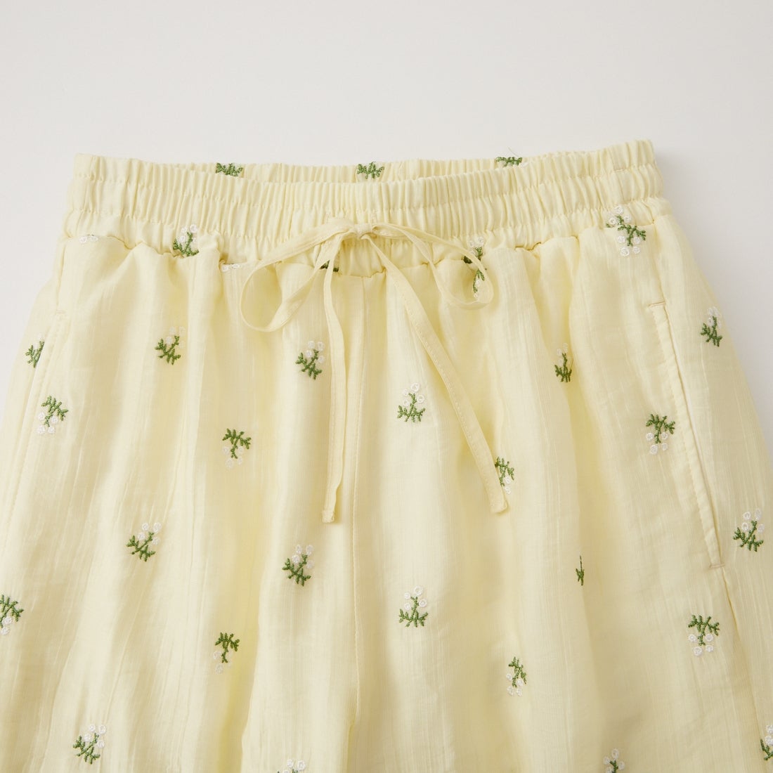 nenom [ネノム] 花柄刺繍 ワイドパンツ [NE26312020] 02 OFF