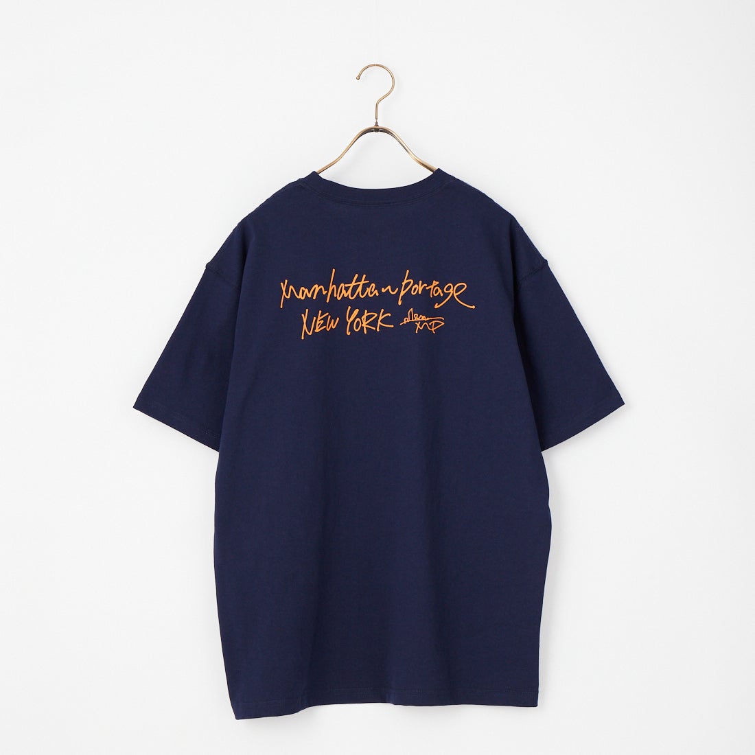 MANHATTAN PORTAGE [マンハッタンポーテージ] 別注 フォトプリントTシャツ [26SSMP-IN82-JF] NAVY