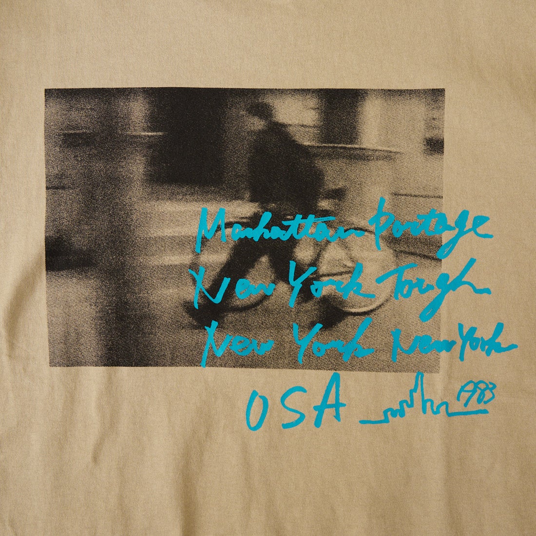 MANHATTAN PORTAGE [マンハッタンポーテージ] 別注 フォトプリントTシャツ [26SSMP-IN82-JF] BEIGE