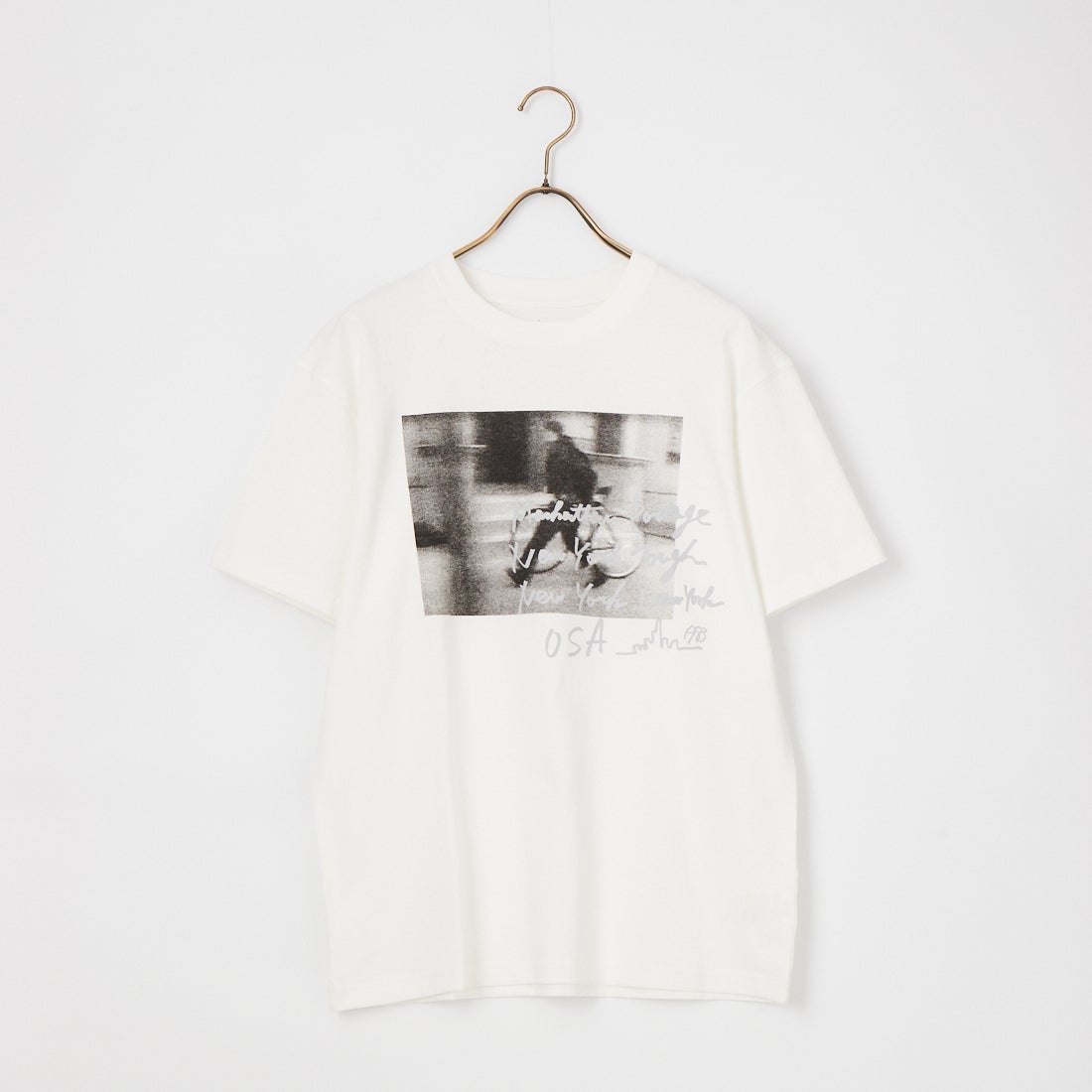 MANHATTAN PORTAGE [マンハッタンポーテージ] 別注 フォトプリントTシャツ [26SSMP-IN82-JF] WHITE