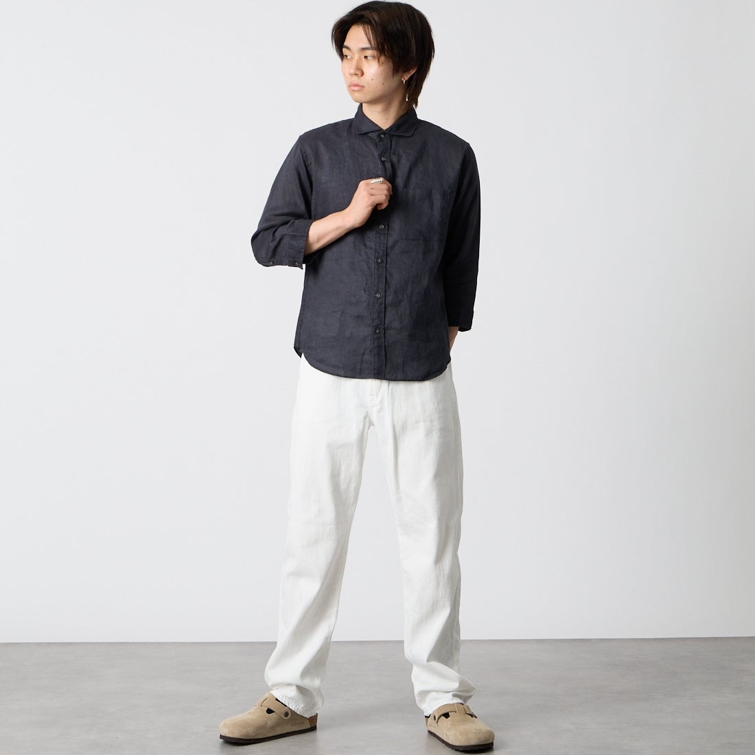 YANUK [ヤヌーク] クラシックストレート Resort BEN [57261231] WHT &&モデル身長：177cm 着用サイズ：M&&